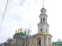 В Великий четверг архиепископ Пантелеимон совершил Божественную литургию и чин умовения ног в Ахтырском кафедральном соборе Орла. 1 апреля 2010 г.