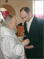 Архиепископ Паисий и глава муниципального образования г. Болхов Евгений Стёпин
