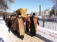 Орловская епархия отметила праздник Собора новомучеников Российских крестных ходом; 7 февраля 2010 г.
