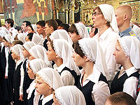 В день памяти святителя Филиппа духовенство Орловской епархии сослужило Святейшему Патриарху Кириллу в Успенском соборе Кремля. 16 июля 2011 г.