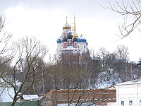 Архиерейское служение в день памяти преп. Серафима Саровского в Спасо-Преображенском соборе г. Болхова. 15 января 2012 г.