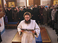 Архиерейское служение в Рождественский сочельник в Свято-Успенском мужском монастыре г. Орла. 6 января 2012 г.
