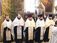 Великая вечеря в праздник Рождества Христова в Ахтырском кафедральном соборе г. Орла. 7 января 2012 г.