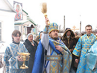 В праздник Иверской иконы Божией Матери архиепископ Антоний совершил литургию в Иверском храме г. Орла. 25 февраля 2012 г