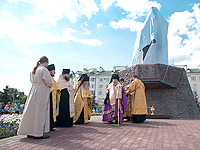 Торжественное открытие памятника герою Отечественной войны 1812 года генералу Алексею Петровичу Ермолову в Орле. 27 июля 2012 г.
