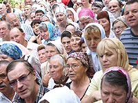 В праздник Рождества Иоанна Предтечи архиепископ Антоний совершил Божественную литургию в Иоанно-Крестительском храме. 7 июля 2012 г.