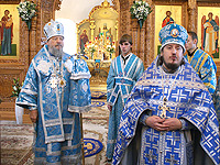 Архиепископ Орловский и Ливенский Антоний совершил Божественную литургию в храме Иверской иконы Божией Матери г. Орла. 26 октября 2012 г.
