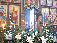 В Рождественский сочельник архиепископ Орловский и Ливенский Антоний совершил литургию в Свято-Успенском монастыре Орла. 6 января 2013 г.