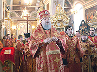 В неделю 1-ю Великого поста, Торжества Православия, архиепископ Орловский и Ливенский Антоний совершил литургию и чин Торжества Православия в Ахтырском кафедральном соборе г. Орла. Во время богослужения в собор были доставлены святыни Свято-Успенского Вышенского женского монастыря. 24 марта 2013 г.