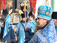 В день празднования Иверской иконе Божией Матери архиепископ Орловский и Ливенский Антоний совершил в Иверском храме города Орла всенощное бдение и Божественную литургию. 25 февраля 2014 г.