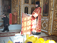 В Неделю 1-ю Великого поста архиепископ Орловский и Ливенский Антоний совершил литургию и Чин Торжества Православия в Ахтырском соборе. 9 марта 2014 г.