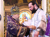 В неделю 4-ю Великого поста архиепископ Орловский и Ливенский Антоний совершил Божественную литургию в Свято-Сергиевском кафедральном соборе г. Ливны. 30 марта 2014 г.