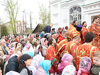 Во вторник Светлой Седмицы, день 25-летия своей архиерейской хиротонии, архиепископ Орловский и Ливенский Антоний совершил литургию в храме Иверской иконы Божией Матери. 22 апреля 2014 г.