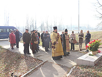 В День памяти жертв политических репрессий в Орле совершено молитвенное поминовение жертв репрессий. 30 октября 2014 г.
