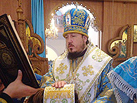 В праздник Иверской иконы Божией Матери епископ Ливенский и Малоархангельский Нектарий совершил Божественную литургию в храме Иверской иконы Божией Матери города Орла, приуроченную к престольному празднику храма. 26 октября 2015 г.