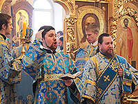 В праздник Введения во храм Пресвятой Богородицы епископ Ливенский и Малоархангельский Нектарий возглавил торжества в честь престольного праздника Свято-Введенского женского монастыря г. Орла. 4 декабря 2015 г.