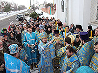 В праздник Введения во храм Пресвятой Богородицы епископ Ливенский и Малоархангельский Нектарий возглавил торжества в честь престольного праздника Свято-Введенского женского монастыря г. Орла. 4 декабря 2015 г.