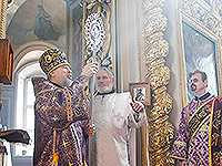 В Неделю 5-ю Великого поста, прп. Марии Египетской, митрополит Орловский и Болховский Антоний совершил Божественную литургию в Ахтырском соборе Орла. За Литургией Архипастырь  рукоположил в сан иерея диакона Алексия Грибакина, а также монаха Силуана (Короткова) в сан иеродиакона. 17 апреля 2016 г.