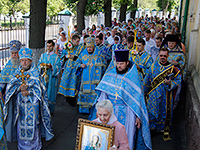 В праздник Ахтырской иконы Божией Матери митрополит Орловский и Болховский Антоний совершил в сослужении епископа Ливенского и Малоархангельского Нектария литургию в Ахтырском кафедральном соборе Орла. 15 июля 2016 г.