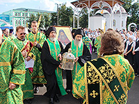 В Богоявленский собор города Орла доставлена честная глава преподобного Силуана Афонского. 3 сентября 2016 г.