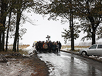 В День памяти жертв политических репрессий состоялся традиционный крестный ход к мемориалу жертвам большевистских репрессий Ливенского района в урочище Липовчик. 30 октября 2016 г.