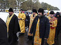 В День памяти жертв политических репрессий состоялся традиционный крестный ход к мемориалу жертвам большевистских репрессий Ливенского района в урочище Липовчик. 30 октября 2016 г.