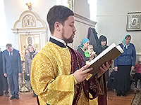 В Неделю 17-ю по Пятидесятнице Митрополит Орловский и Болховский Антоний совершил Божественную литургию Успенском храме поселка Тросна и освятил  Покровскую часовню в селе Высокое Троснянского района. 16 октября 2016 г.