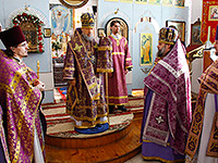 В день памяти 40 мучеников, в Севастийском озере мучившихся, день празднования иконе Божией Матери «Знамение» Курская-Коренная, митрополит Орловский и Болховский Антоний совершил Божественную Литургию Преждеосвященных Даров в Георгиевском храме города Болхова. Владыка также совершил чин освящения колоколов для колокольни храма и совершил литию на могиле монаха Мирослава (в миру — Михаила Леонидовича Дорофеева). 21 марта 2017 г.
