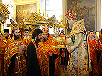 В ночь с 15 на 16 апреля 2017 года в Ахтырском кафедральном соборе Орла митрополит Орловский и Болховский Антоний совершил Пасхальные богослужения — полунощницу, крестный ход, Пасхальную заутреню и Божественную литургию свт. Иоанна Златоуста. Вечером 16 апреля Архипастырь совершил в соборе Пасхальную великую вечерню
