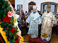 В день празднования Балыкинской иконе Божией Матери в Свято-Введенском женском монастыре Орла митрополит Орловский и Болховский Антоний совершил в сослужении епископа Мценского Алексия Божественную литургию у почитаемого народом святого образа. 13 июля 2017 г.