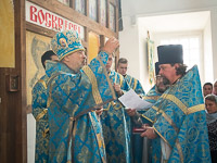 В праздник Рождества Пресвятой Богородицы митрополит Орловский и Болховский Антоний совершил литургию в Троицкой церкви Болхова. 21 сентября 2017 г.