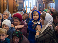 В день церковного празднования Иверской иконе Божией Матери, торжества в честь престольного праздника храма Иверской иконы Божией Матери в Орле возглавил митрополит Орловский и Болховский Антоний, который совершил здесь литургию в сослужении епископа Ливенского и Малоархангельского Нектария и епископа Мценского Алексия. 26 октября 2017 г.