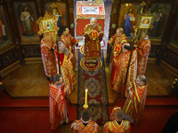 В день памяти великомученика Димитрия Солунского митрополит Орловский и Болховский Антоний совершил литургию в храме великомученика Димитрия Солунского города Дмитровска. 8 ноября 2017 г.