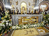 Митрополит Орловский и Болховский Антоний, епископ Ливенский и Малоархангельский Нектарий и  епископ Мценский Алексий приняли участие в церковных торжествах в Москве в день 100-летия интронизации святителя Тихона, Патриарха Московского. 4 декабря 2017 г.