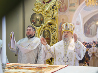В праздник Святого Богоявления — Крещения Господа Бога и Спаса нашего Иисуса Христа, митрополит Орловский и Болховский Антоний совершил Божественную литургию и чин великого освящения воды в Богоявленском соборе Орла. 19 января 2018 г.