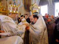 В праздник Святого Богоявления — Крещения Господа Бога и Спаса нашего Иисуса Христа, митрополит Орловский и Болховский Антоний совершил Божественную литургию и чин великого освящения воды в Богоявленском соборе Орла. 19 января 2018 г.