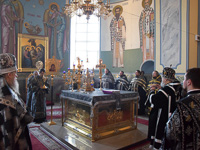 В Неделю 5-ю Великого поста митрополит Орловский и Болховский Антоний совершил богослужение с чином Пассии в храме Смоленской иконы Божией Матери г. Орла. 25 марта 2018 г.