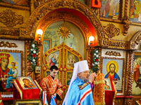 В день Радоницы митрополит Орловский и Болховский Антоний совершил литургию и пасхальное поминовение усопших в Воскресенском храме Орла. 17 апреля 2018 г.