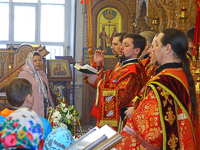 Во вторник Светлой Седмицы митрополит Орловский и Болховский Антоний в сослужении епископа Ливенского и Малоархангельского Нектария и епископа Мценского Алексия совершил литургию в Иверском храме Орла в честь его престольного праздника. 10 апреля 2018 г.