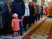 В Неделю 3-ю по Пасхе, святых жен-мироносиц,  митрополит Орловский и Болховский Антоний совершил Божественную литургию в Ахтырском кафедральном соборе Орла. 22 апреля 2018 г.