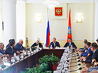 Митрополит Орловский и Болховский Антоний и председатель ИППО Сергей Степашин приняли участие в открытии X Всероссийского семинара руководителей региональных отделений Императорского Православного Палестинского Общества в Орле. 26 мая 2018 г.